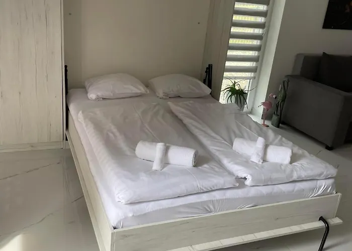 Fenyomag Apartmanhaz Διαμέρισμα *