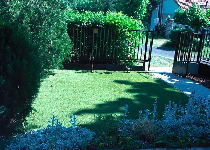 Fenyomag Apartmanhaz Балатонакали